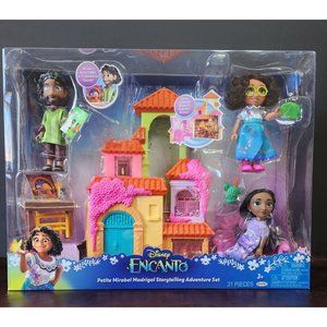 Disney Encanto Petite Mirabel Madrigal Adventure Set 21 pieces NIB GREAT PRICE!!